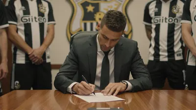 Sete jogadores do Corinthians podem assinar pré-contratos